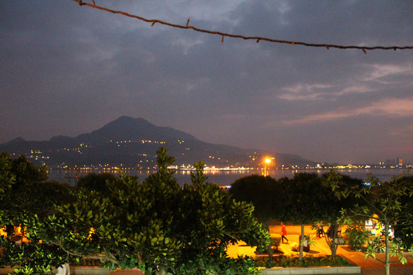 Kia Ora Kai：[台北]俯瞰淡水美景+美食-老街上的隱藏版漢堡 Kia Ora Kai