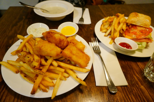 雀兒Chelsea's:【台北.公館】雀兒Chelsea's-『品嘗好美味會牽絲的蛋捲早午餐』