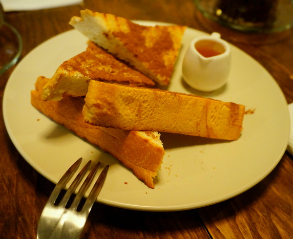 雀兒Chelsea's:【台北.公館】雀兒Chelsea's-『品嘗好美味會牽絲的蛋捲早午餐』