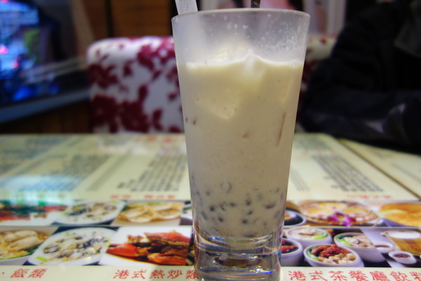 群星會港式茶餐廳：群星會港式茶餐廳+長春路+中山區+港式料理+平價+新生高架+南京東路+鴛鴦奶茶+