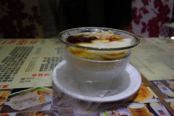 群星會港式茶餐廳：群星會港式茶餐廳+長春路+中山區+港式料理+平價+新生高架+南京東路+鴛鴦奶茶+