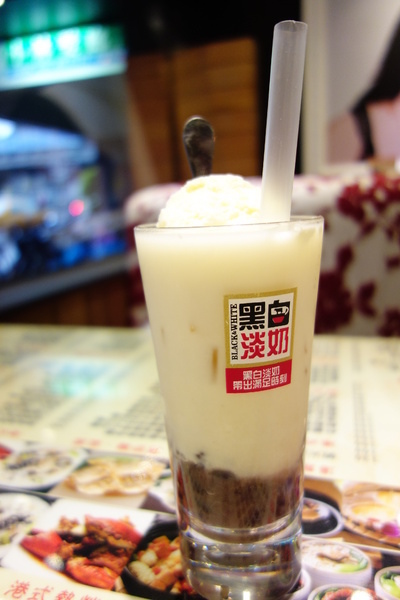 群星會港式茶餐廳：群星會港式茶餐廳+長春路+中山區+港式料理+平價+新生高架+南京東路+鴛鴦奶茶+