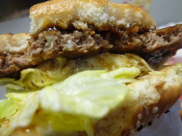 麥當勞(苗栗頭份店)：【苗栗頭份】期間限定，春日美味賞－麥當勞月見牛肉堡餐