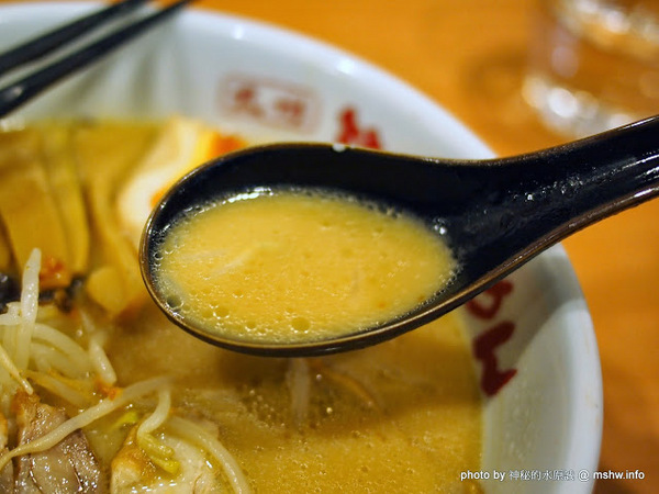 山小屋拉風拉麵：【食記】台中Yamagoya Ramen山小屋-筑豐拉麵@西區 : 還好沒有需要到翻桌~口中暗罵