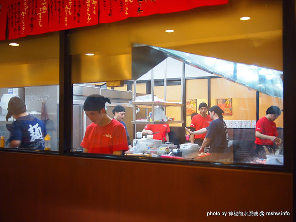 山小屋拉風拉麵：【食記】台中Yamagoya Ramen山小屋-筑豐拉麵@西區 : 還好沒有需要到翻桌~口中暗罵