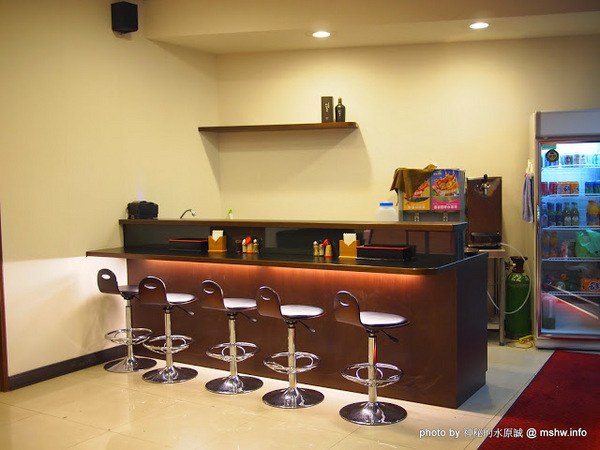 山小屋拉風拉麵：【食記】台中Yamagoya Ramen山小屋-筑豐拉麵@西區 : 還好沒有需要到翻桌~口中暗罵