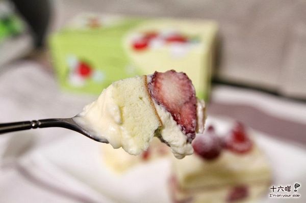 郃嘉烘焙坊：團購美食 郃嘉烘焙坊 北海道雙層草莓蛋糕