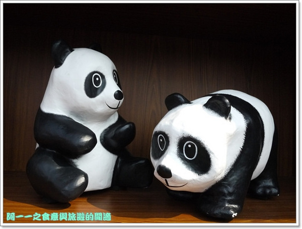 1600貓熊世界之旅(兩廳院藝文廣場)：紙貓熊 1600貓熊世界之旅～週末看展趣