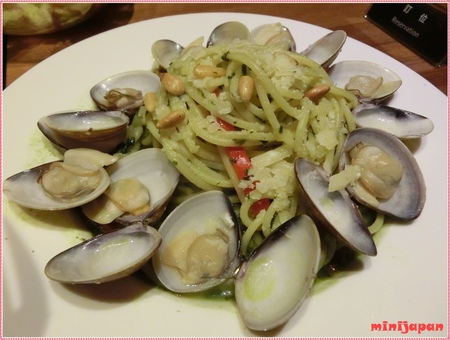 小巴黎人~青醬蛤蠣義大利麵.JPG