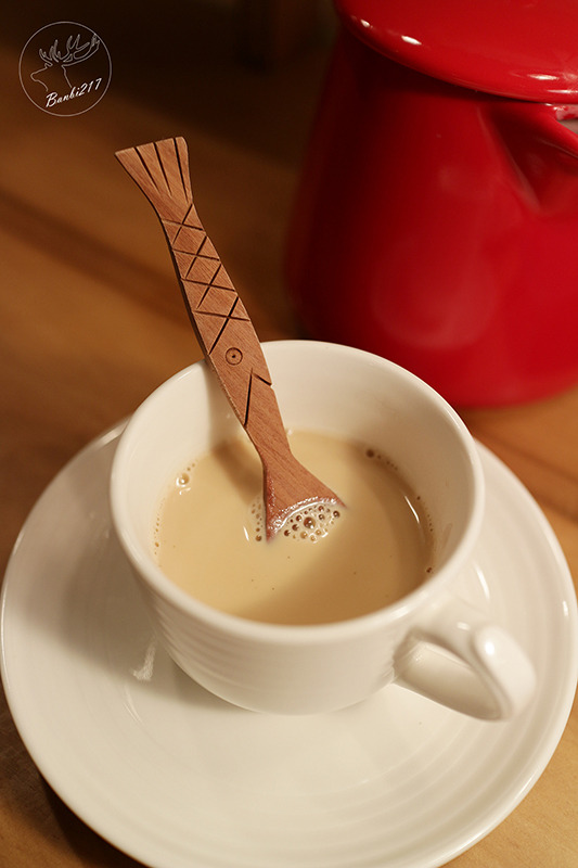 Banbi217 美食旅遊: [台北公館]Pica Pica Café 喜鵲咖啡(Picnic Cafe 野餐咖啡二店)-焦糖肉桂捲(捷運台電大樓站)