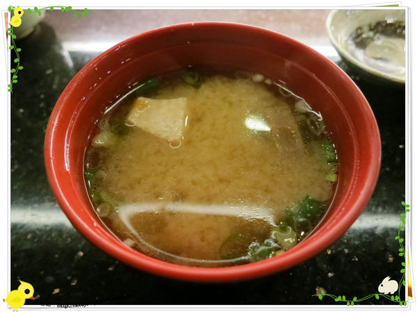 台北-板橋-海禾味刺身壽司屋-炙燒的美味，入口即化-鮭魚味噌湯