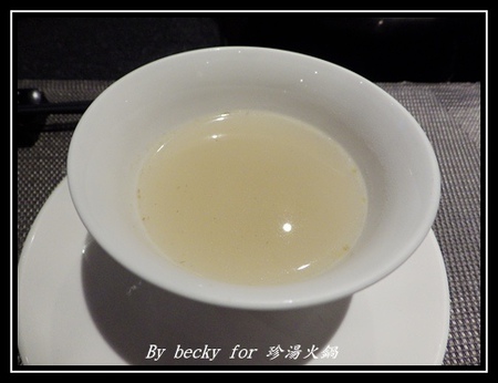 珍湯港式火鍋：【捷運忠孝敦化站】東區宵夜的好去處～珍湯火鍋