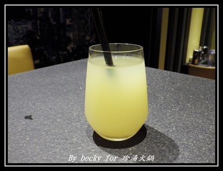 珍湯港式火鍋：【捷運忠孝敦化站】東區宵夜的好去處～珍湯火鍋