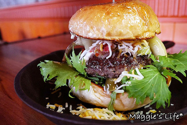 Oldies Burger 新美式文化料理：台北美食。捷運台北車站【Oldies Burger新美式文化料理】傳統道地美墨料理◆漢堡。薯條。墨西哥料理。荷蘭甜心鬆餅