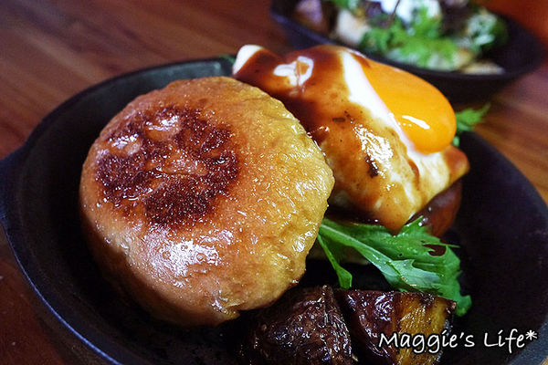 Oldies Burger 新美式文化料理：台北美食。捷運台北車站【Oldies Burger新美式文化料理】傳統道地美墨料理◆漢堡。薯條。墨西哥料理。荷蘭甜心鬆餅