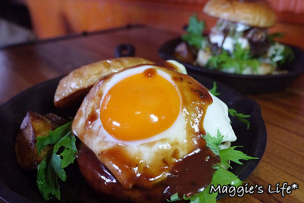 Oldies Burger 新美式文化料理：台北美食。捷運台北車站【Oldies Burger新美式文化料理】傳統道地美墨料理◆漢堡。薯條。墨西哥料理。荷蘭甜心鬆餅