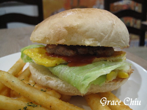 花嘴廚房:花嘴廚房(到西門町吃頓豐富的早午餐~)