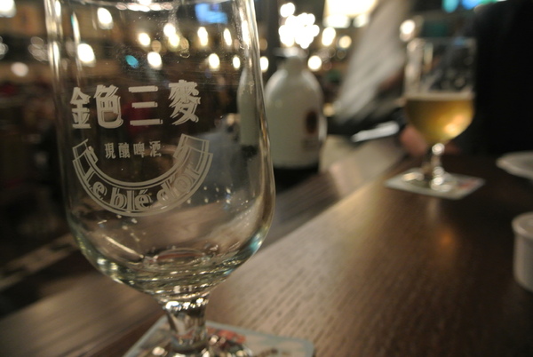 金色三麥(美麗華店):漂亮舒服的空間享受美食~