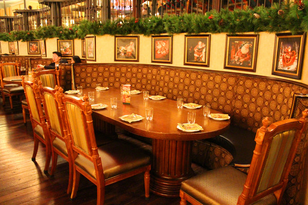 金色三麥(美麗華店)：[台北]氣勢磅礡求婚/聚會優質餐廳『金色三麥』