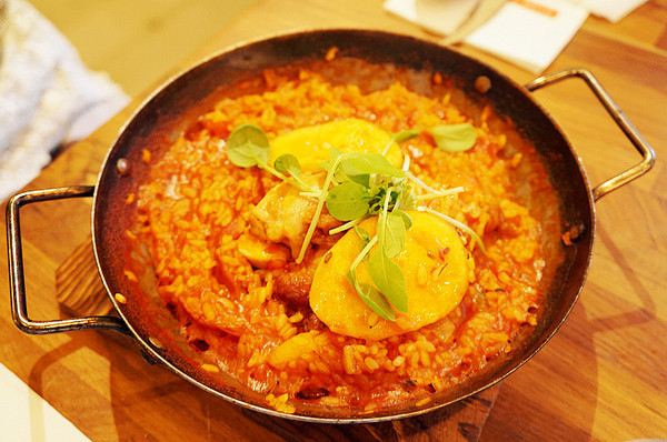 Pico Pico Restaurant and Bar：捷運信義安和♬巷弄裡的獨特中南美料理！商業午餐（祕魯菜）、甜心焦糖地瓜奶油塔，征服我的味蕾！Pico Pico Restaurant and Bar