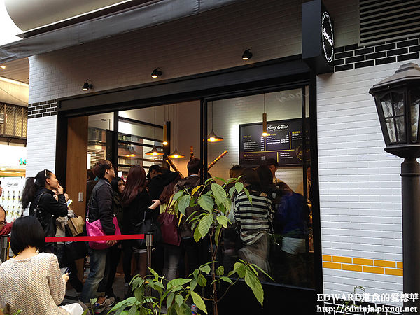 Honeycreme：[食記]台北東區 星冰報到 技術犯規的韓國蜂巢冰淇淋 Honey Creme