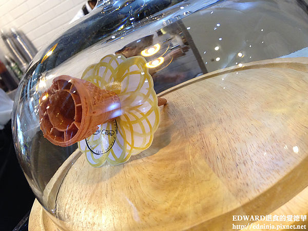 Honeycreme：[食記]台北東區 星冰報到 技術犯規的韓國蜂巢冰淇淋 Honey Creme