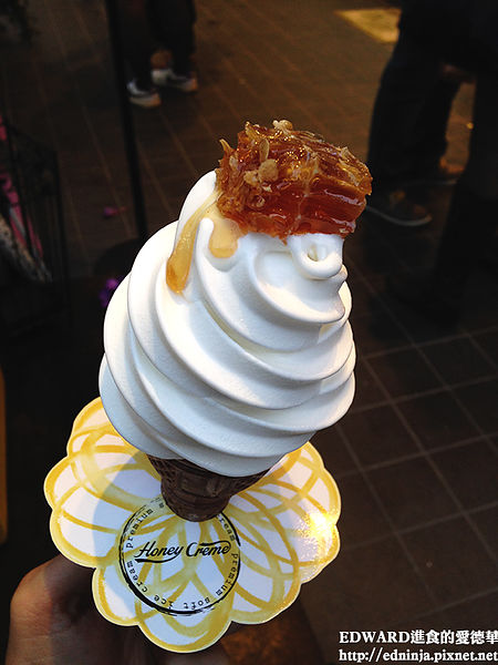 Honeycreme：[食記]台北東區 星冰報到 技術犯規的韓國蜂巢冰淇淋 Honey Creme