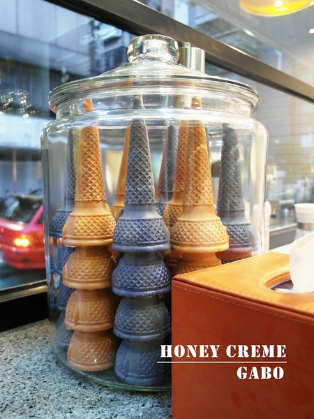 Honeycreme:【台北】 Honeycreme──你吃過蜂巢嗎?抓住夏天的尾巴,吃吃韓風冰淇淋吧!