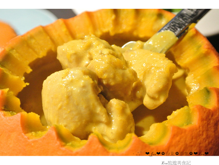 泰集 Thai Bazaar:【食記】oO。o○台北 大安區 泰集 Thai Bazaar 涼拌大薄片 月亮蝦餅 金錢蝦餅 綠咖哩嫩雞 咖哩魚片 椒麻雞 打拋豬 蝦醬空心菜 摩摩喳喳 泰式奶茶 吃過後,馬上把我心中第一家泰式料理店打下~oO。o○。