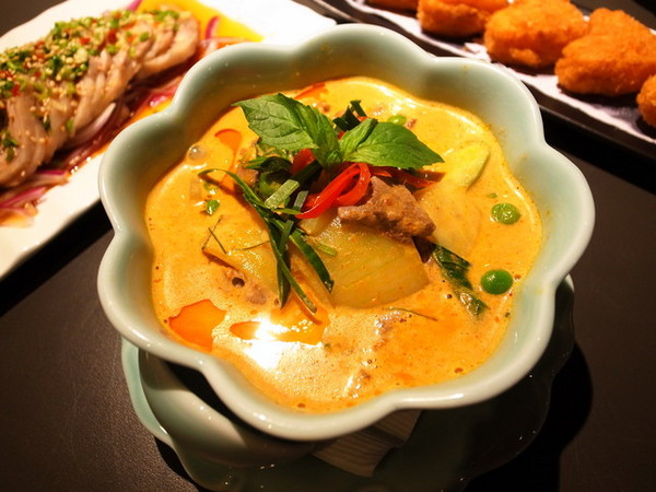 泰集 Thai Bazaar:<台北|大安>泰集 Thai Bazaar~創意泰式料理~兼具視覺與味覺的異國饗宴