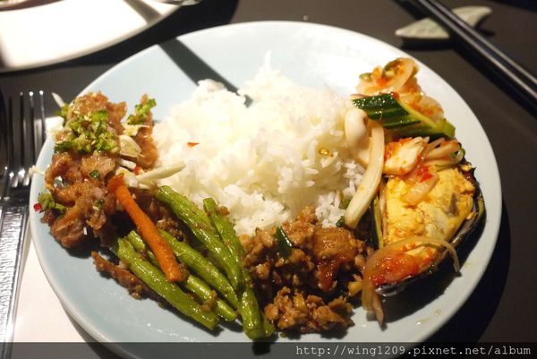 泰集 Thai Bazaar:充滿Lounge風的好好吃泰國菜。『泰集-Thai-Bazaar』體驗