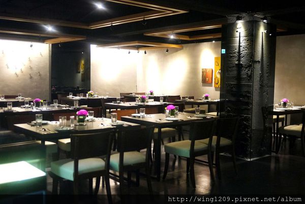 泰集 Thai Bazaar:充滿Lounge風的好好吃泰國菜。『泰集-Thai-Bazaar』體驗