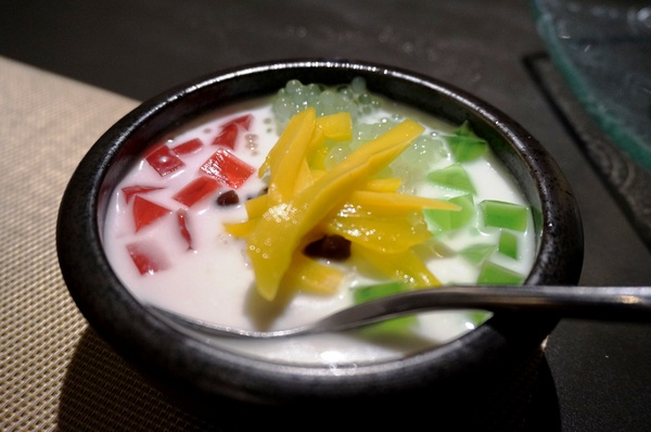 泰集 Thai Bazaar(大安店)：＊口碑券＊泰集 Thai Bazaar :豐富創意泰國菜