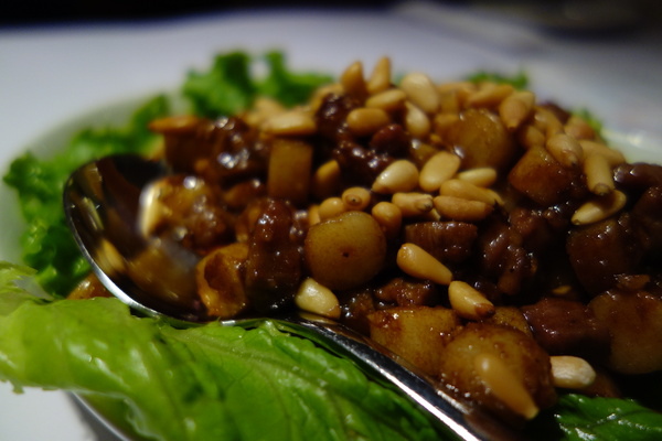 1010湘(新竹SOGO店)：1010湘新竹SOGO店+湘菜+瓦城+異國美食+包廂+湖南+新竹美食+包廂+香辣+舒適寬敞