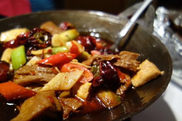 1010湘(新竹SOGO店)：1010湘新竹SOGO店+湘菜+瓦城+異國美食+包廂+湖南+新竹美食+包廂+香辣+舒適寬敞