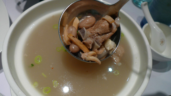 1010湘(台南三越西門店)：[台南]道地湖南菜原來沒那麼辣 1010湘台南西門三越店