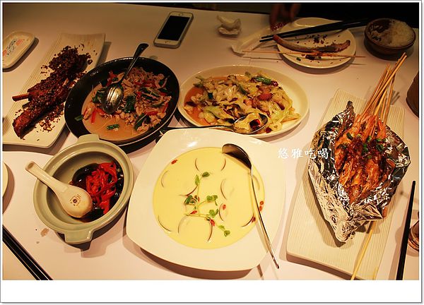 1010湘(台南三越西門店):【吃台南】1010湘台南西門三越店,麻、辣、鮮、香一次滿足