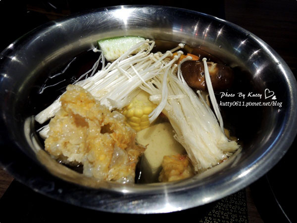 2014-2-4北緯8度海洋涮涮鍋 (18).jpg