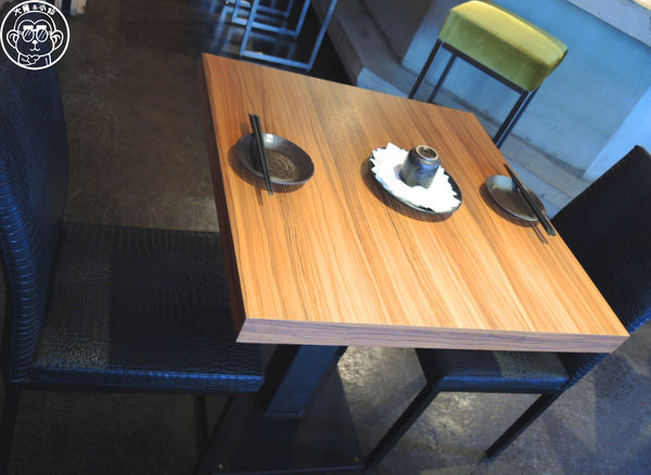 植炭慢火料理：呷飽祙【台北大安･植炭慢火料理】原始燒與熟成技術