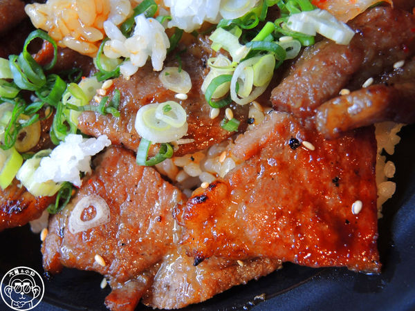 植炭慢火料理：呷飽祙【台北大安･植炭慢火料理】原始燒與熟成技術