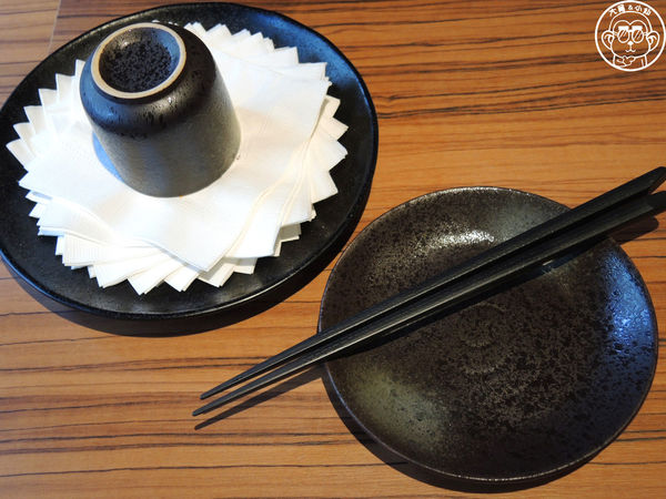 植炭慢火料理：呷飽祙【台北大安･植炭慢火料理】原始燒與熟成技術