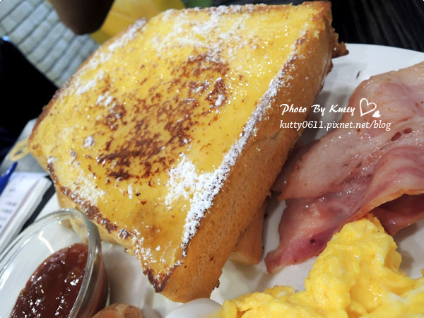 2013-10-10鯊魚咬土司 (23).jpg