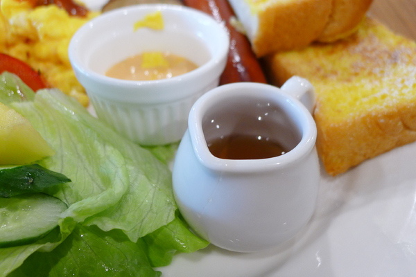 鯊魚咬吐司(清大店):鯊魚咬吐司