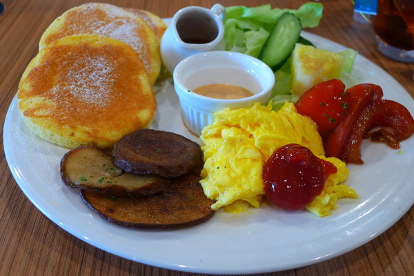 鯊魚咬吐司(清大店):鯊魚咬吐司