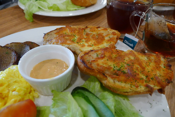 鯊魚咬吐司(清大店):鯊魚咬吐司