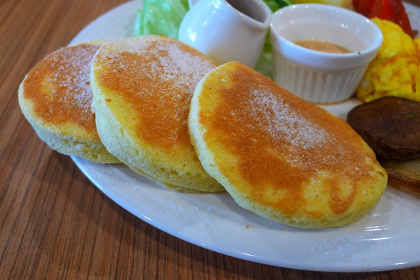 鯊魚咬吐司(清大店):鯊魚咬吐司