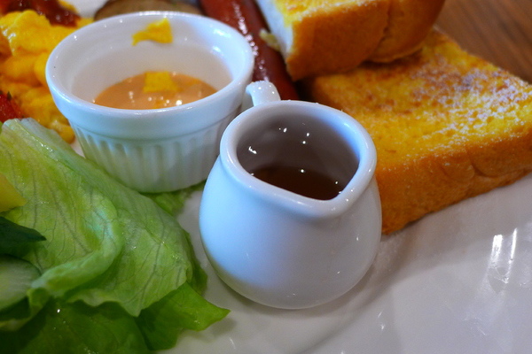 鯊魚咬吐司(清大店):鯊魚咬吐司