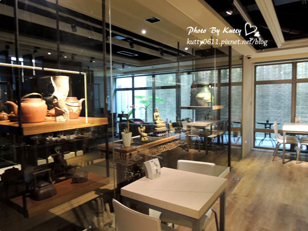 2013-10-26小涵台中覓咖啡 (20).jpg