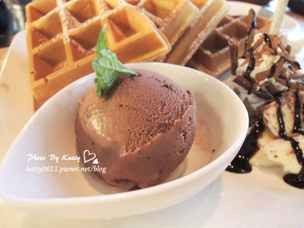 2013-12-29鬧咖啡 (24).jpg