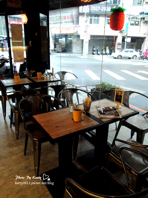 2013-12-29鬧咖啡 (3).jpg